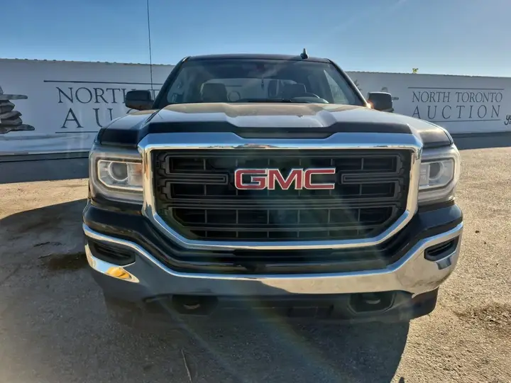 GMC Sierra 1500 2017 photo 2