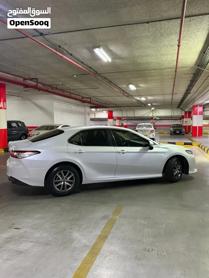 Toyota Camry 2020 photo 2