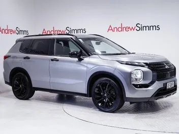 Mitsubishi Outlander 2023 photo 2