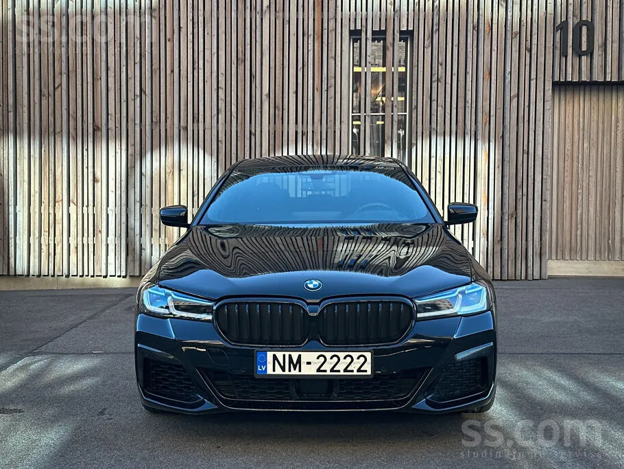BMW 530D 2021 photo 2