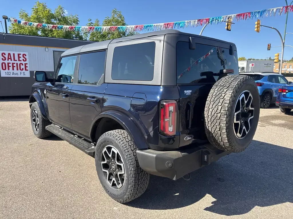 Ford Bronco 2021 photo 3