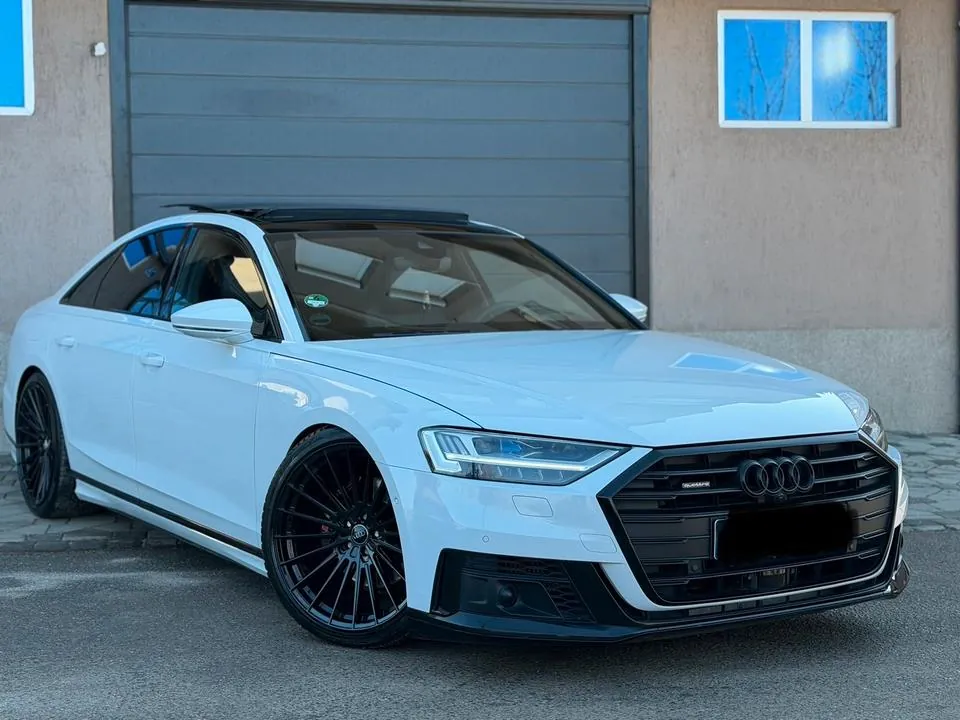 Audi A8
