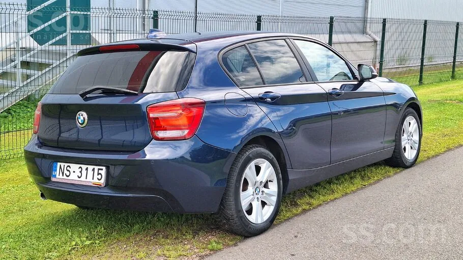 BMW 1 Series 2011 photo 3