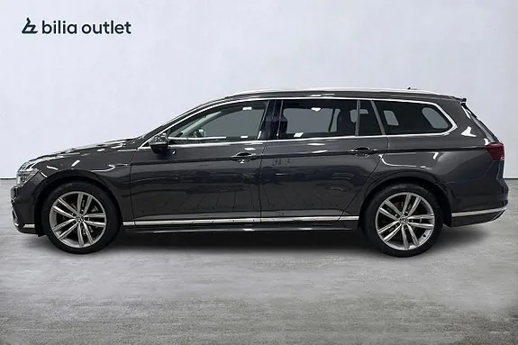 Volkswagen Passat 2022 photo 2