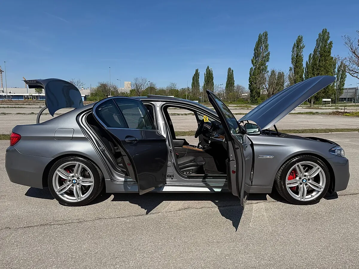 BMW 5 Series 2010 photo 3