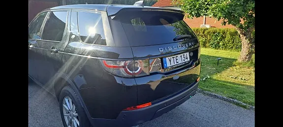Land Rover Discovery Sport 2018 photo 2