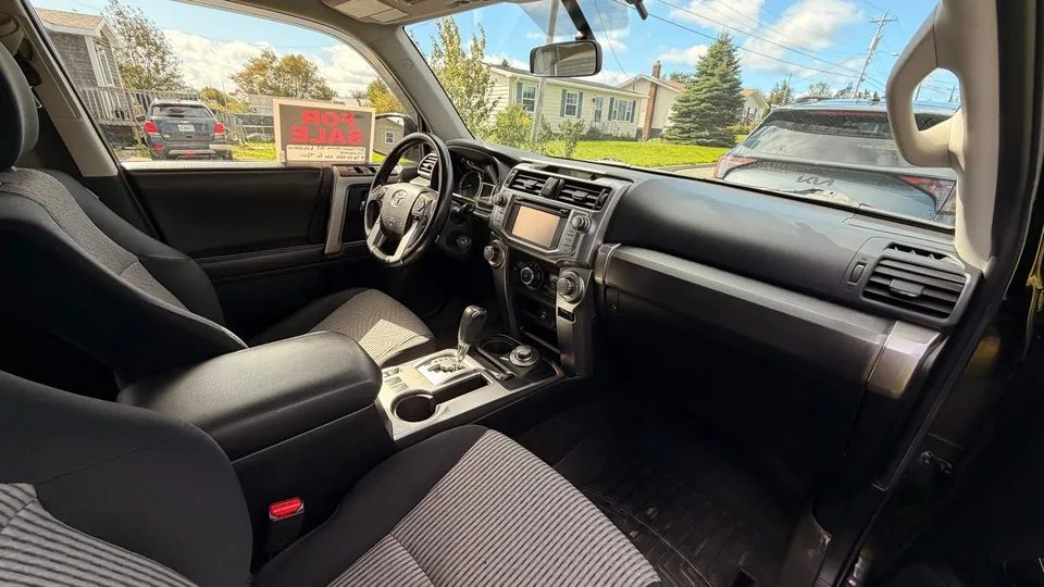 Toyota 4Runner 2014 photo 4