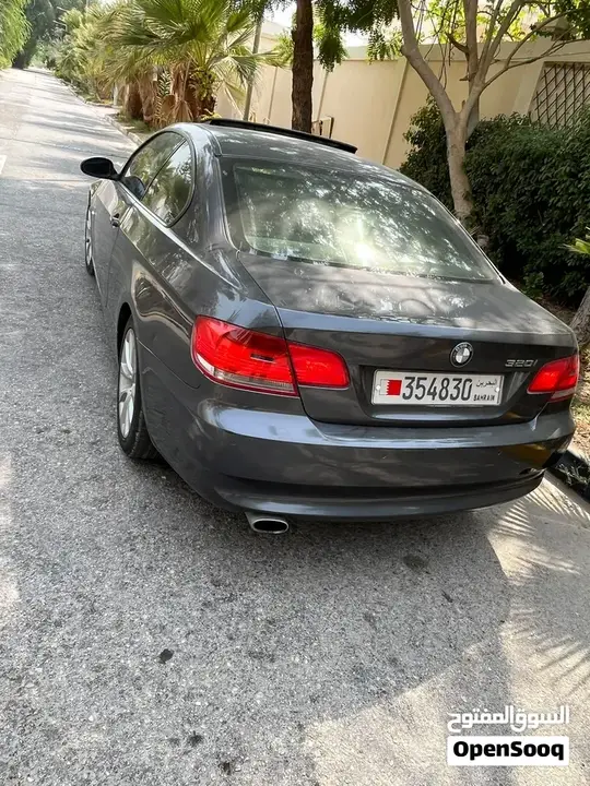 BMW 3 Series 2009 photo 2