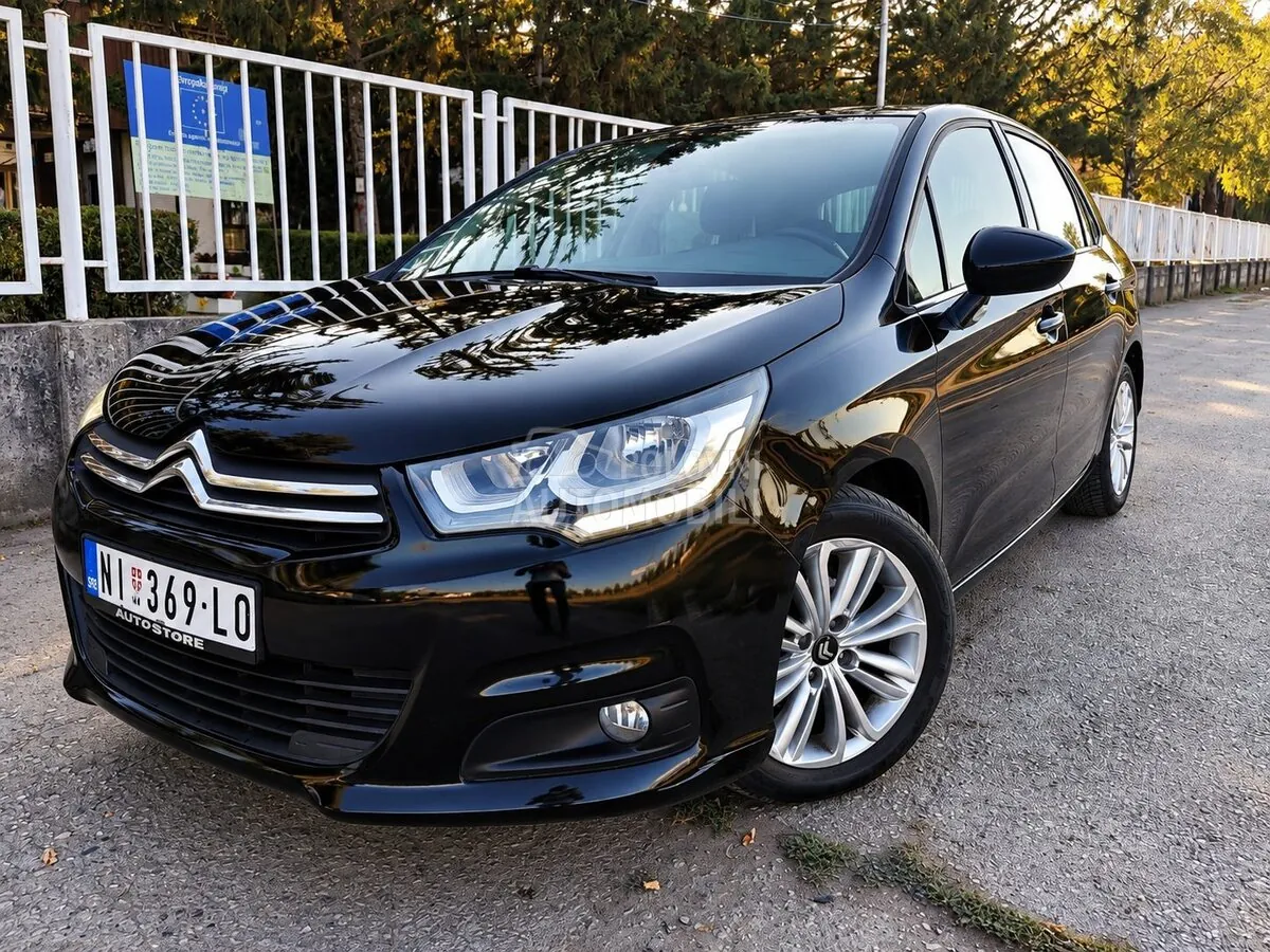 Citroen C4 2015 photo 2