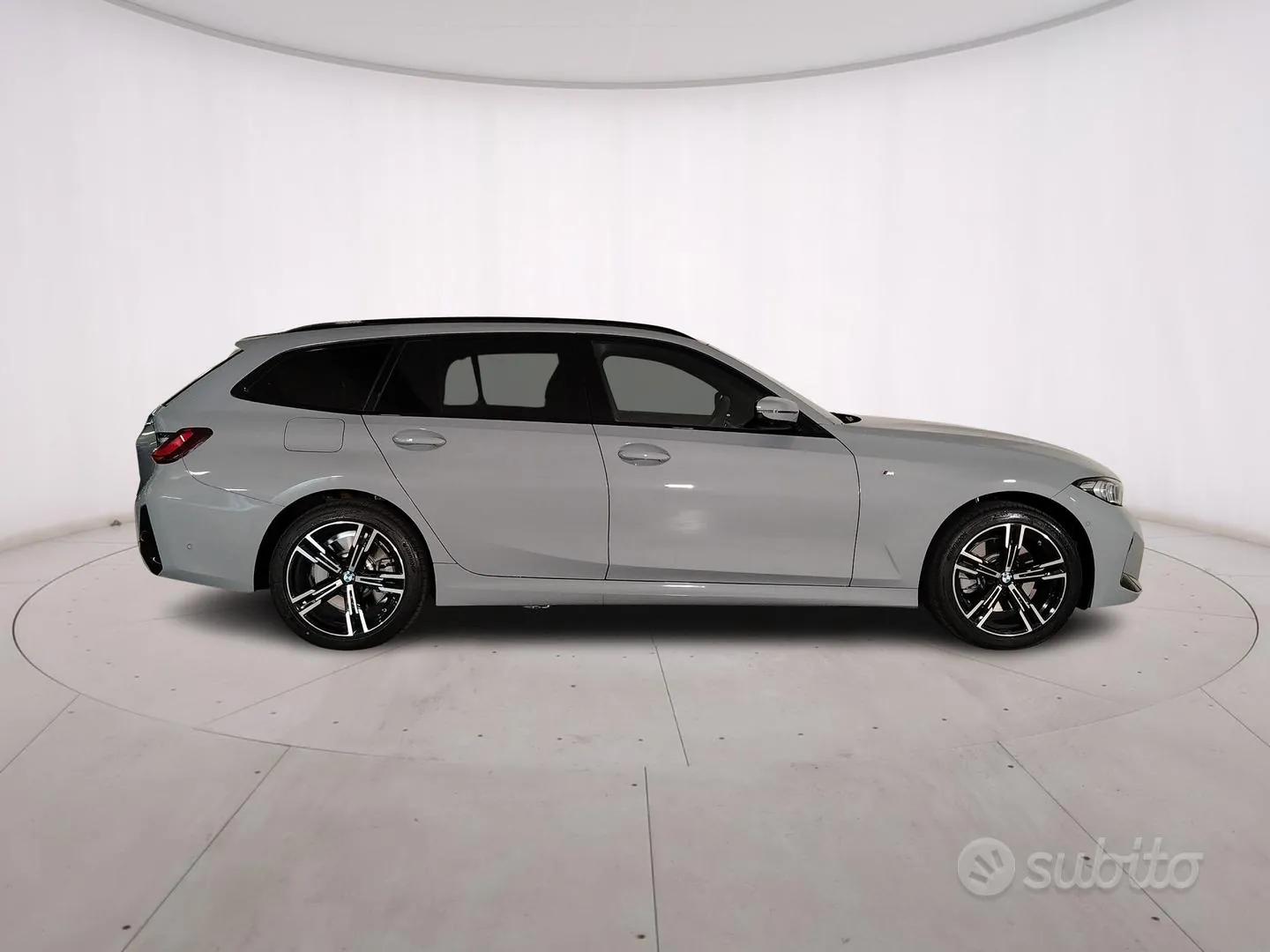BMW 3 Series 2023 photo 4