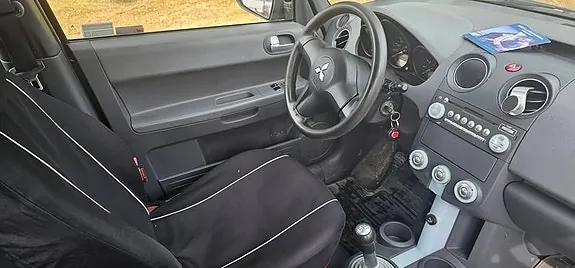 Mitsubishi Colt 2005 photo 4