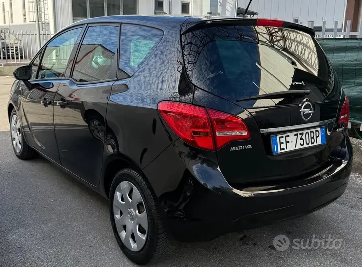 Opel Meriva 2011 photo 4