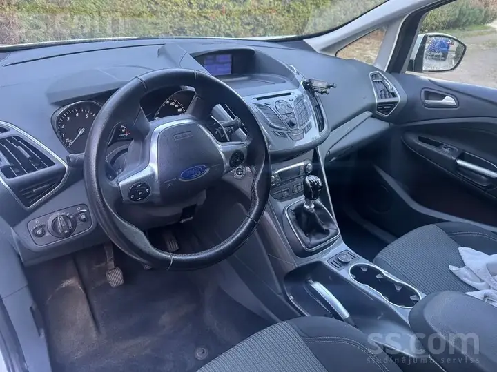 Ford C-Max 2013 photo 4
