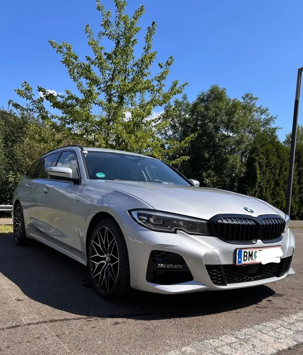 BMW 3 Series 2020 photo 2