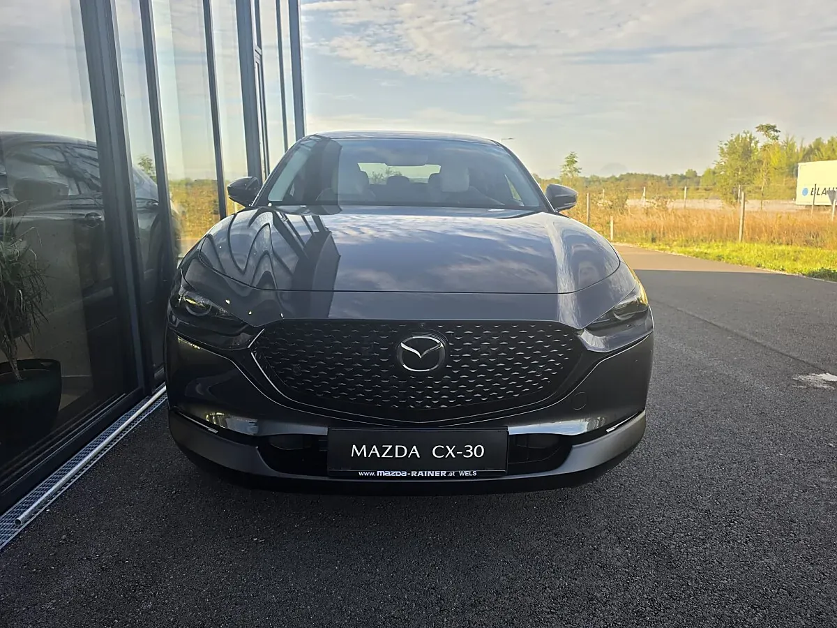 Mazda Cx-30 photo 2