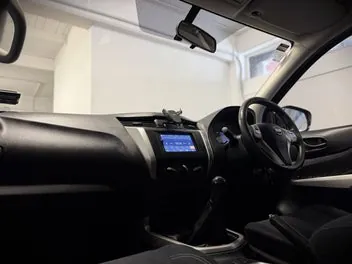 Nissan Navara 2017 photo 3