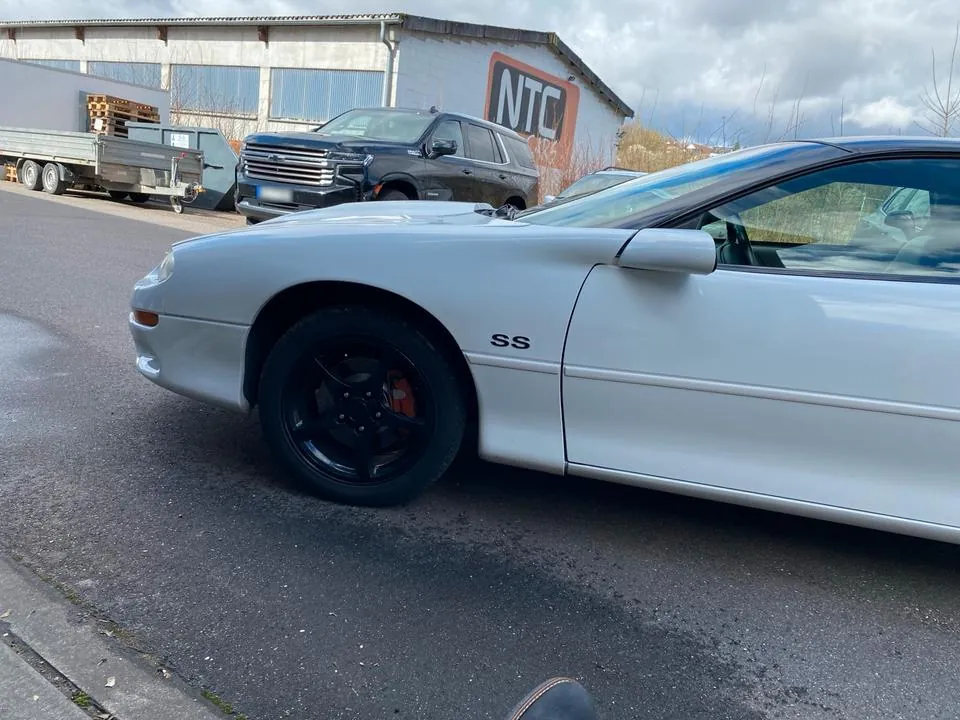 Chevrolet Camaro Ss
