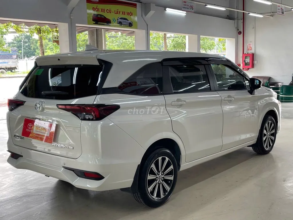 Toyota Avanza 2025 photo 4