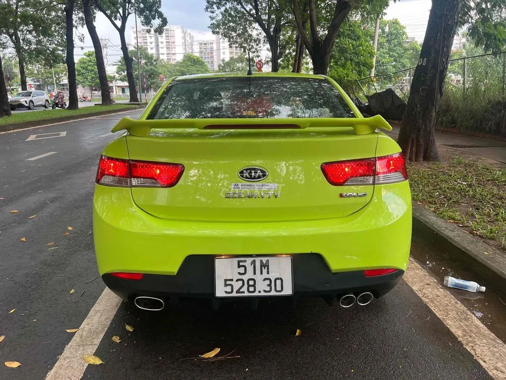 Kia Cerato Koup 2010 photo 2
