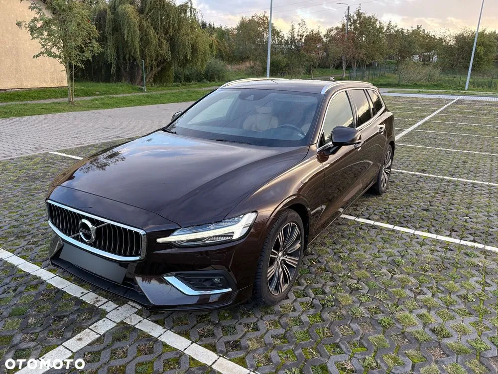 Volvo V60 2020 photo 2