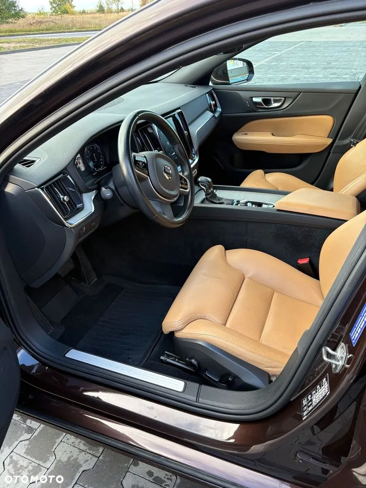 Volvo V60 2020 photo 5