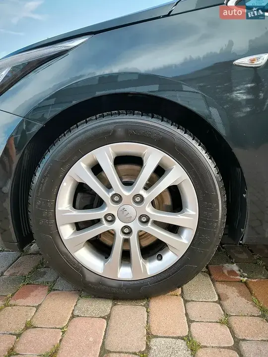 Kia Ceed 2014 photo 4