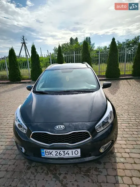 Kia Ceed 2014 photo 2