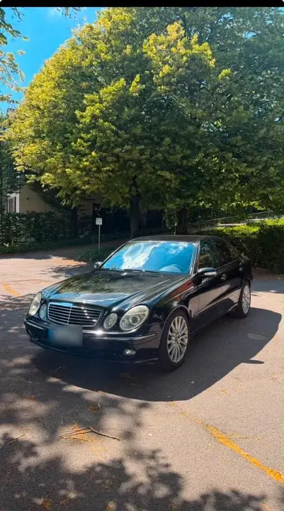 Mercedes-Benz E
