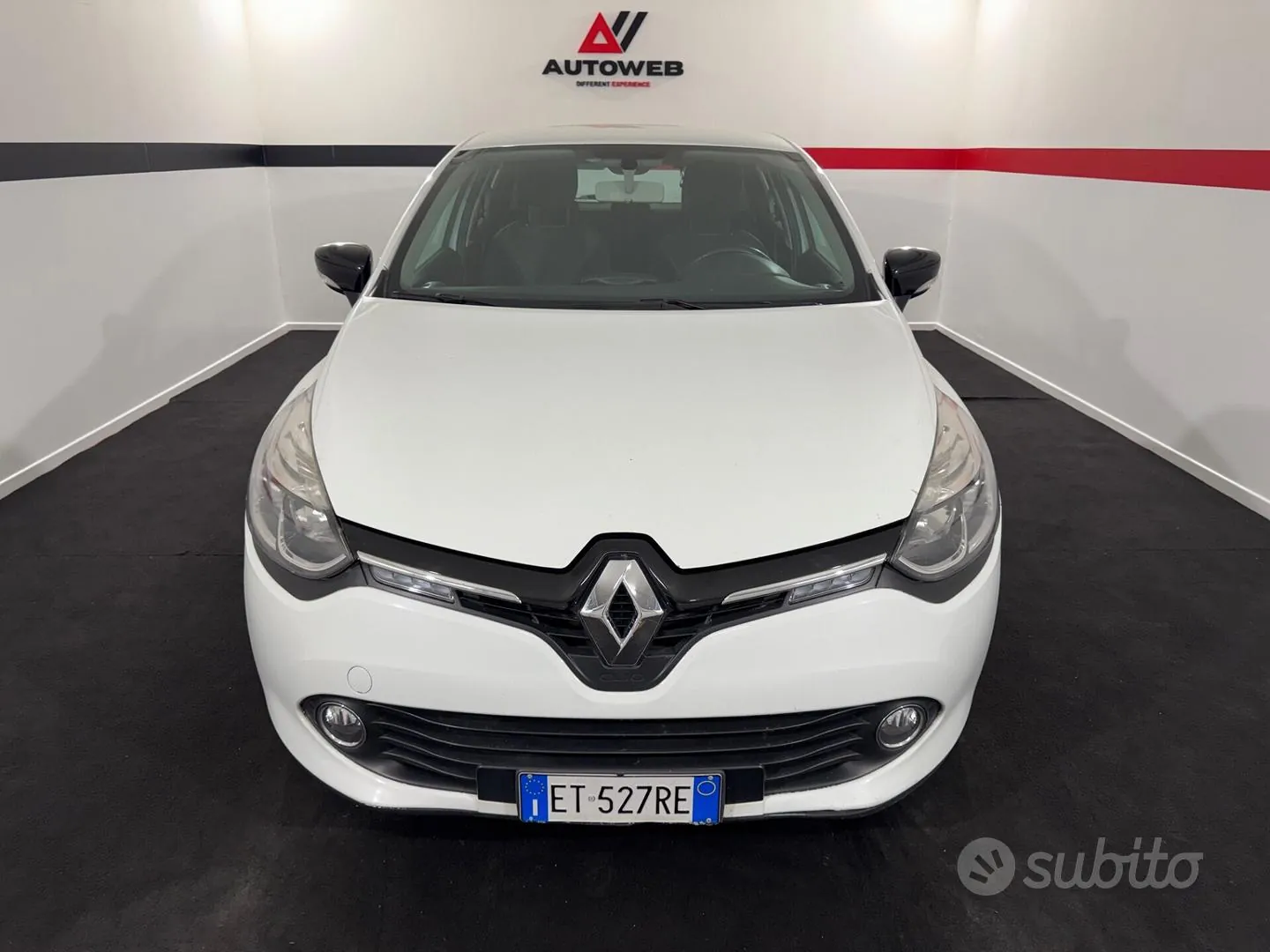 Renault Clio 2014 photo 2
