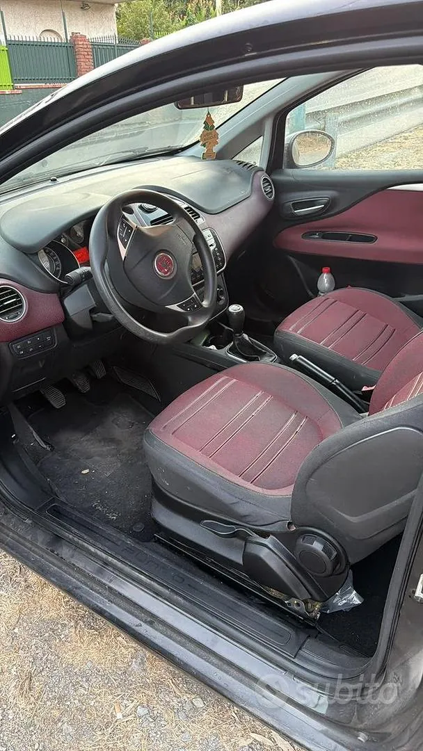 Fiat Punto 2010 photo 5