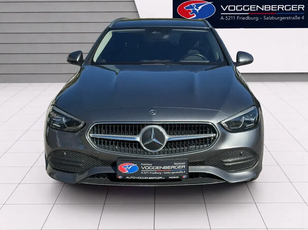 Mercedes-Benz C-Class 2023 photo 2
