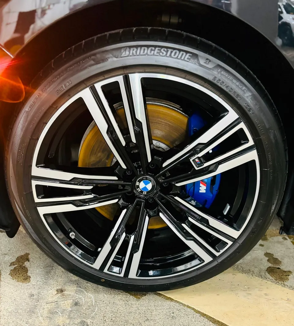 BMW I7 2023 photo 5