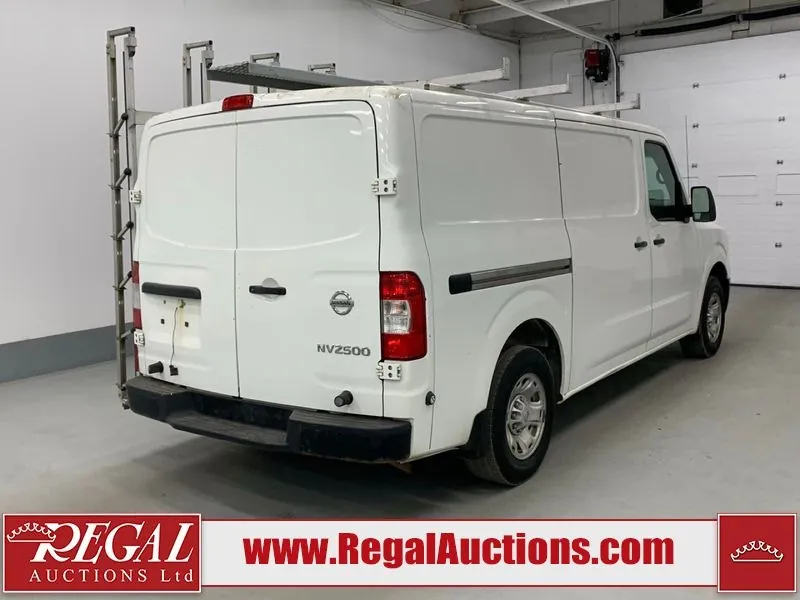 Nissan Nv 2500 2017 photo 3