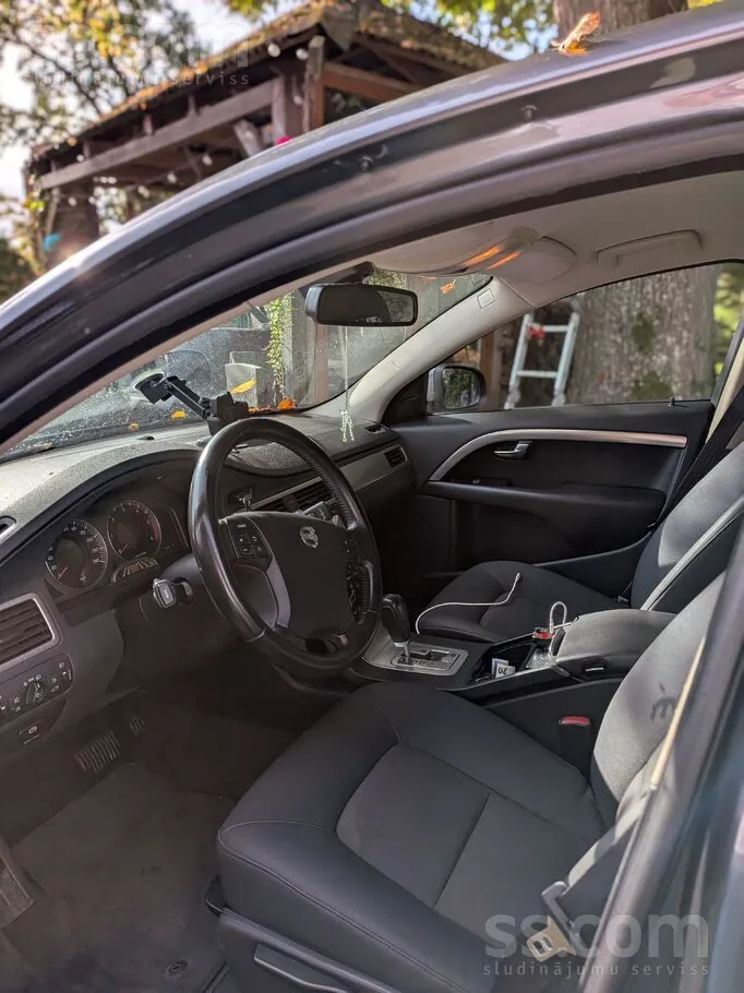 Volvo V70 2007 photo 5