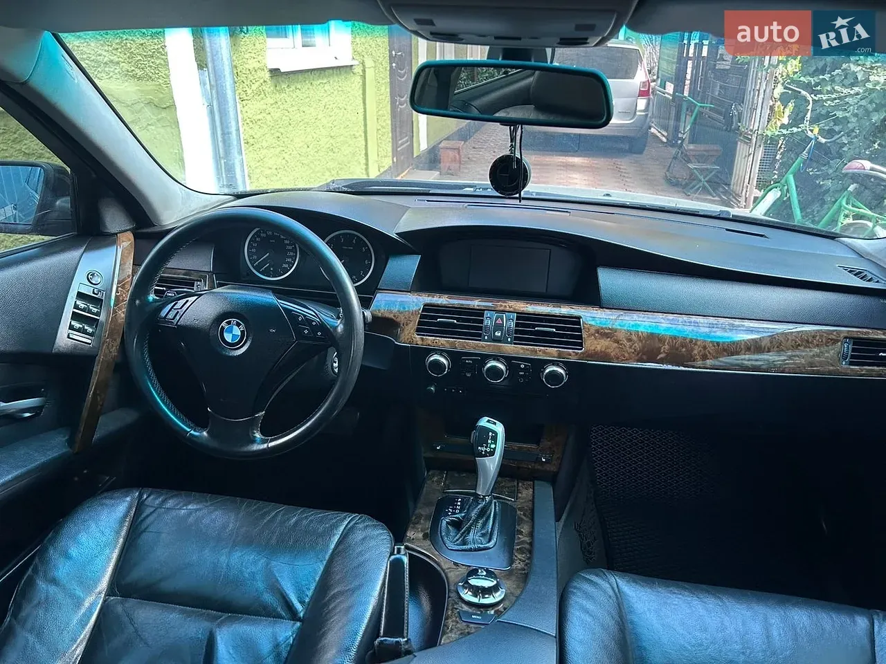BMW 5 Series 2005 photo 3