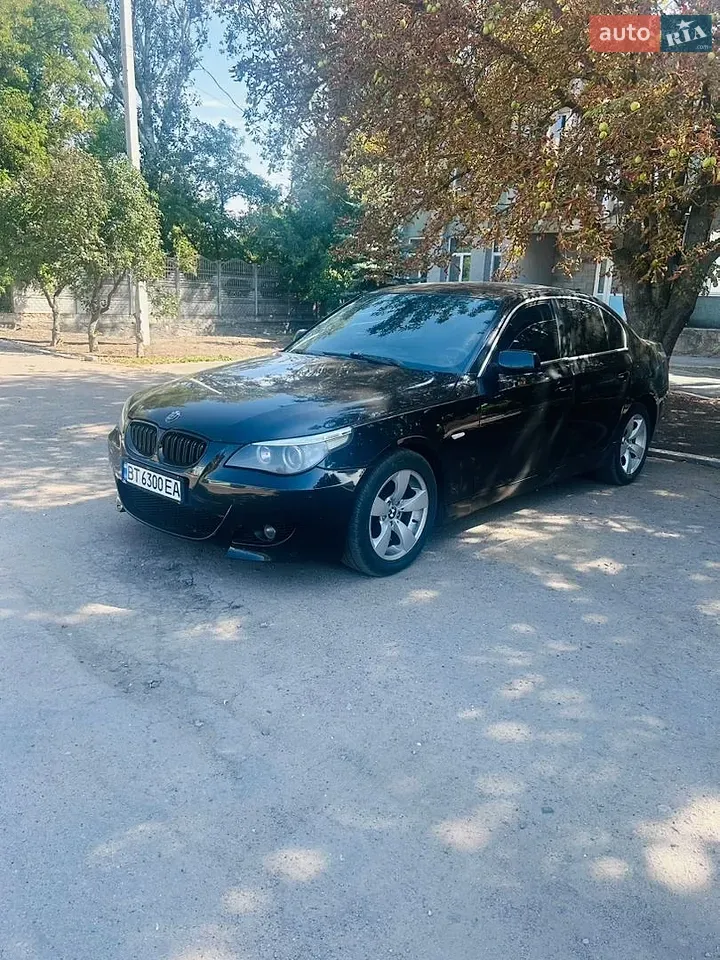 BMW 5 Series 2005 photo 4