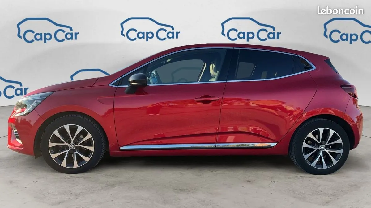 Renault Clio 2023 photo 2