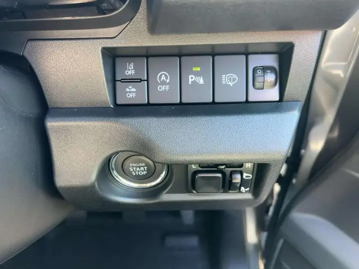 Suzuki Jimny Sierra 2026 photo 4