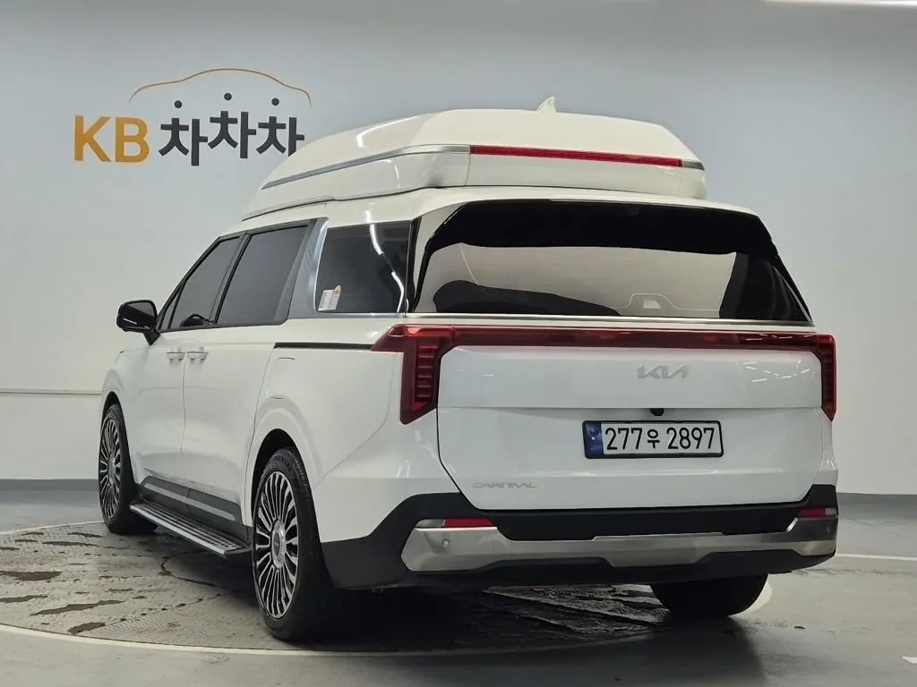 Kia Carnival 2024 photo 2