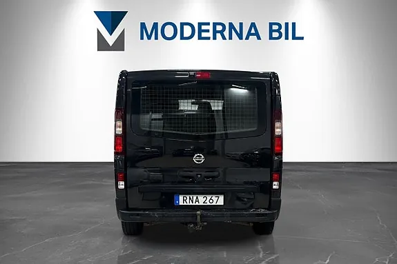 Nissan Nv300 2017 photo 4