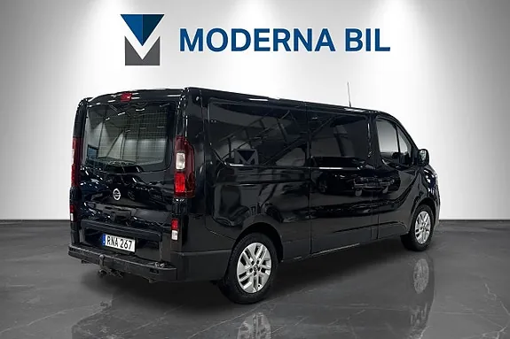 Nissan Nv300 2017 photo 5