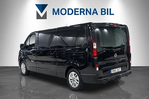 Nissan Nv300 2017 photo 3