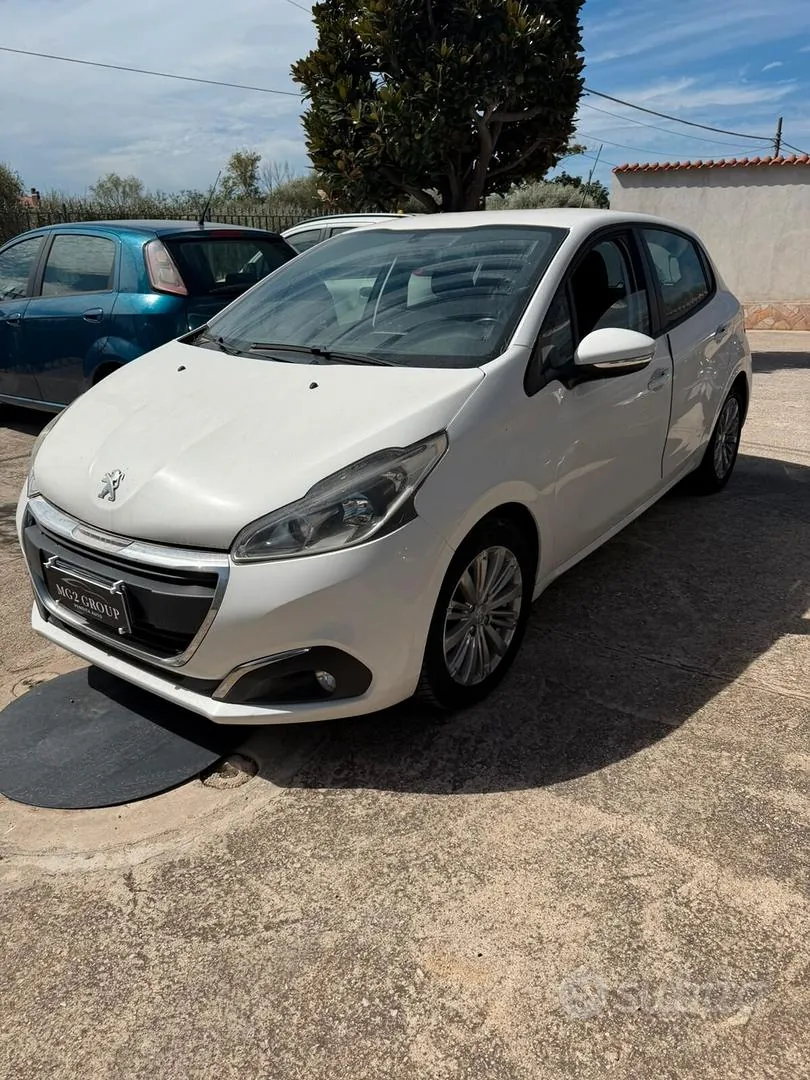 Peugeot 208 2017 photo 4