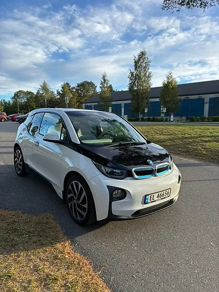 BMW I3