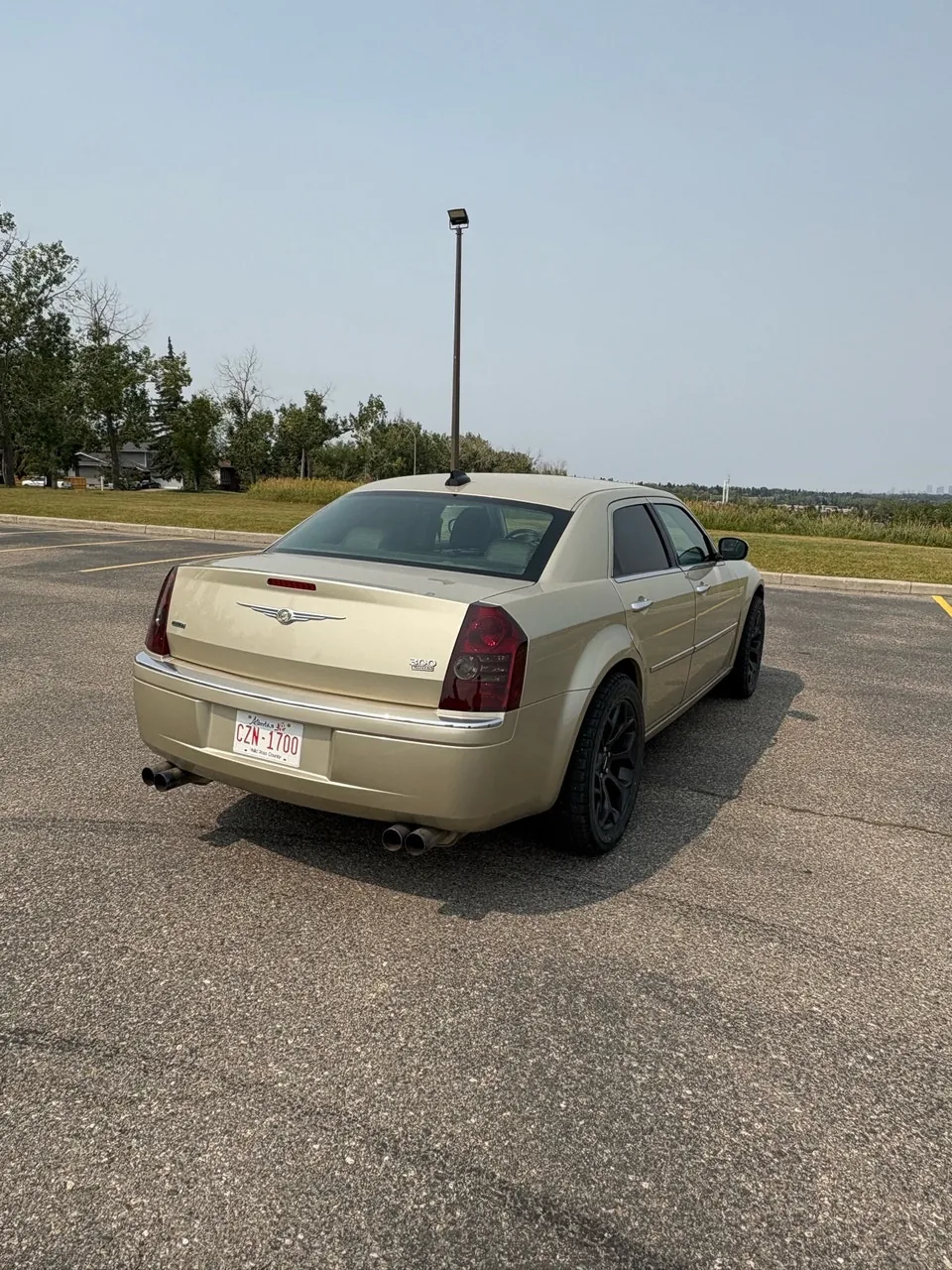 Chrysler 300 2010 photo 2