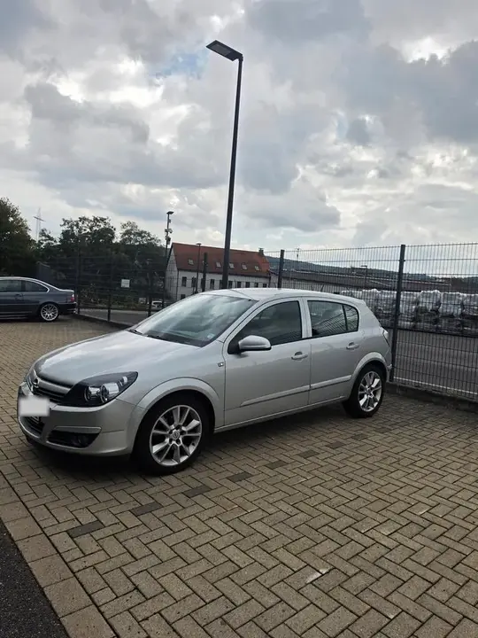 Opel Astra H