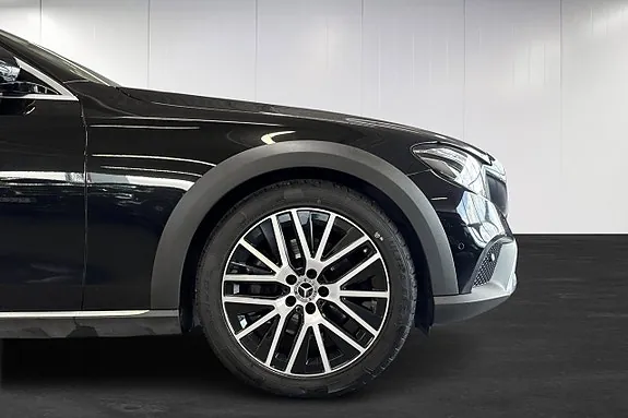 Mercedes-Benz E220 2020 photo 3