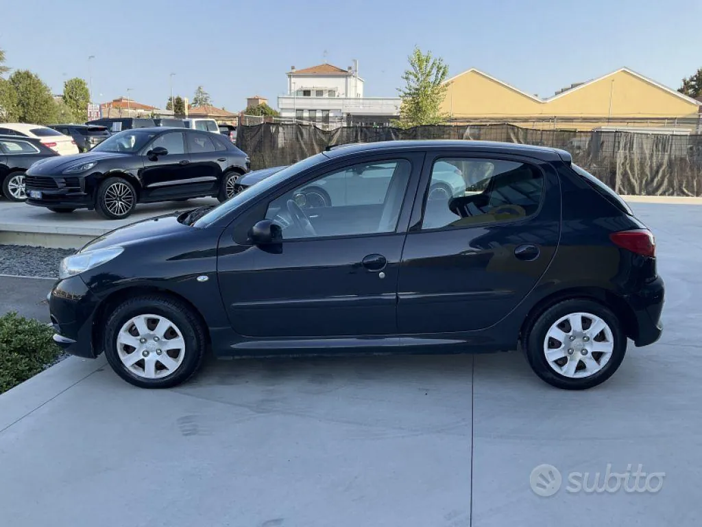 Peugeot 206 2009 photo 3