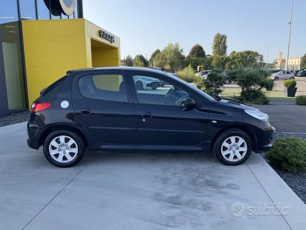 Peugeot 206 2009 photo 5