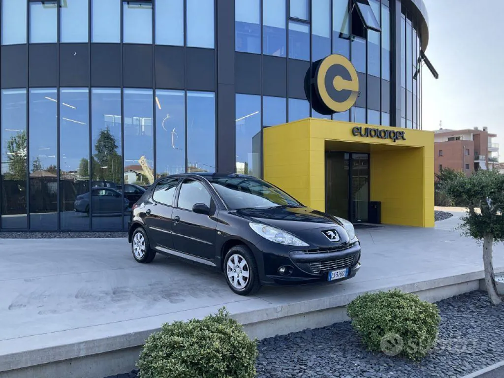 Peugeot 206